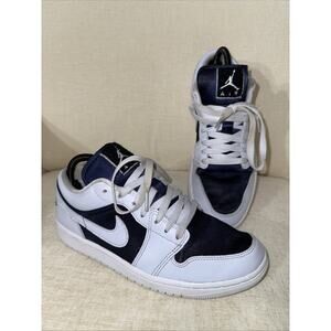 Size 8.5 - Jordan 1 Low SE Football Grey White Gym Red Midnight Navy Womens EUC